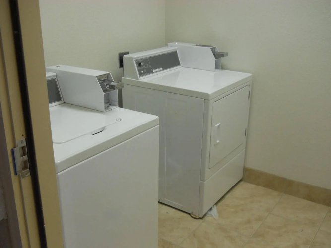Big Lake Inn & Suites