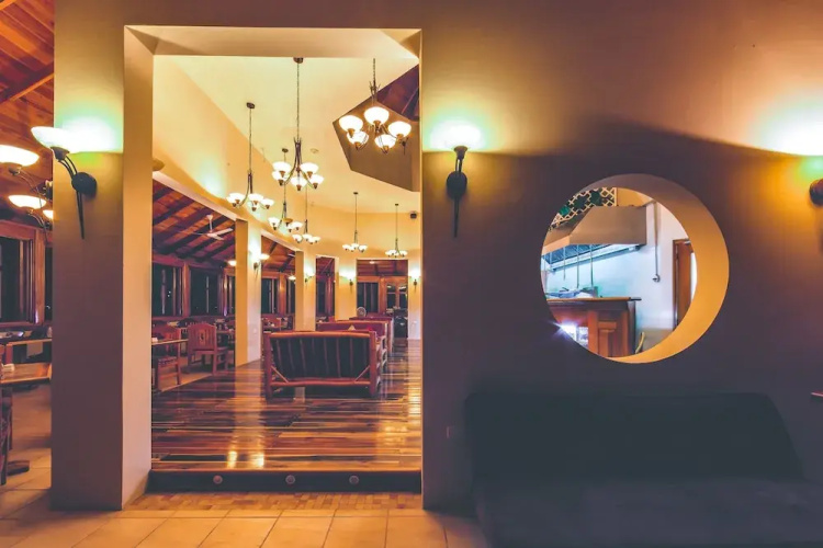 Ocean Cliff Hotel Negril Limited
