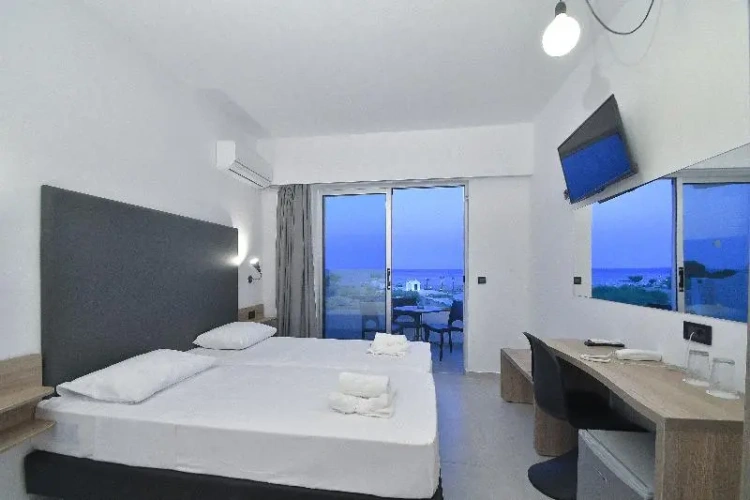 Standard Double room with sea view