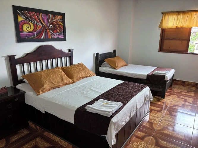 Standard Triple room