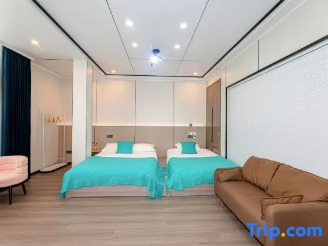 Standard Family room