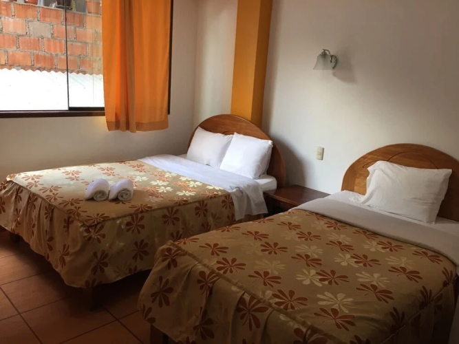 Hostal Bromelias 2