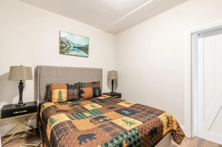 Canadian Style 2Br Loft