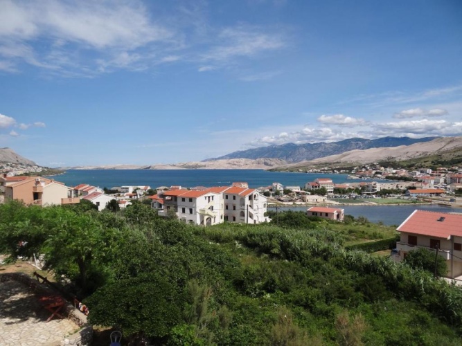 2 Bedrooms Comfort Apartment with balcony and with sea view