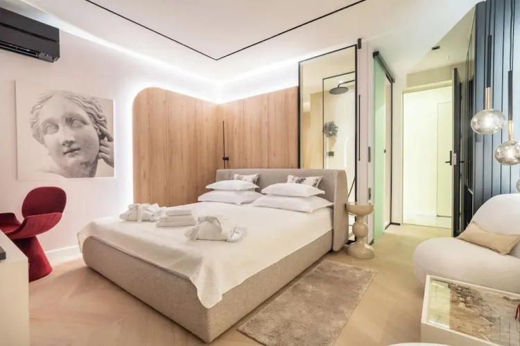 Luxury rooms FOR GIFT