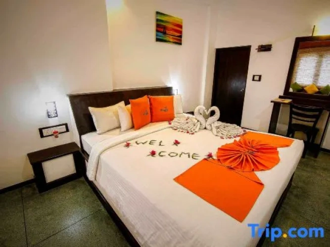 Deluxe Double room with pool view