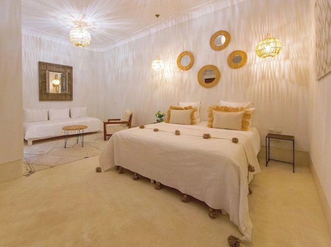 Standard Triple room