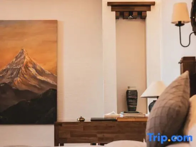 Langjie Light Luxury Hotel