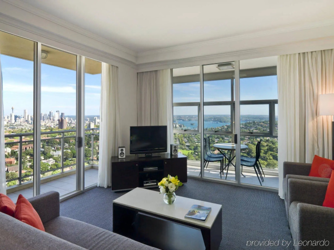 Meriton Suites Bondi Junction