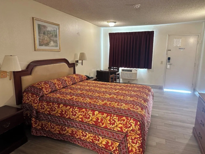 Highland Inn