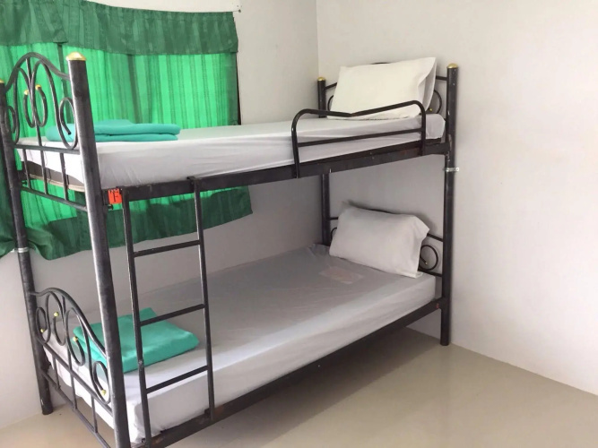 V2 Seagate Hip Hotel - Hostel