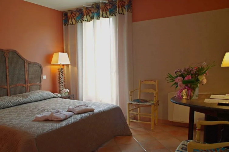 Hôtel La Bastide d'Iris