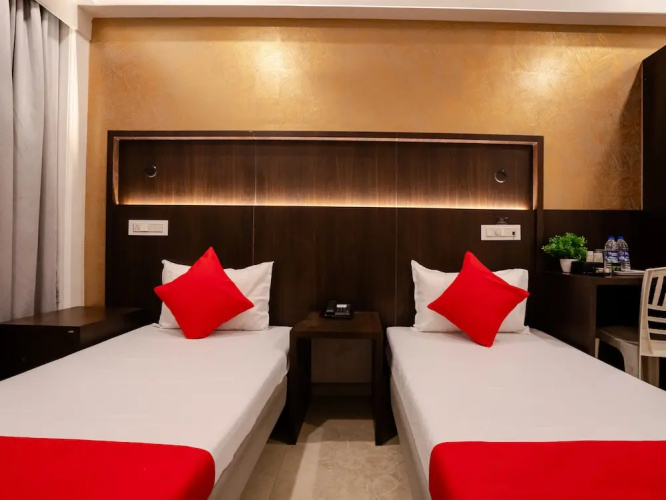 Hotel Grand Seasons