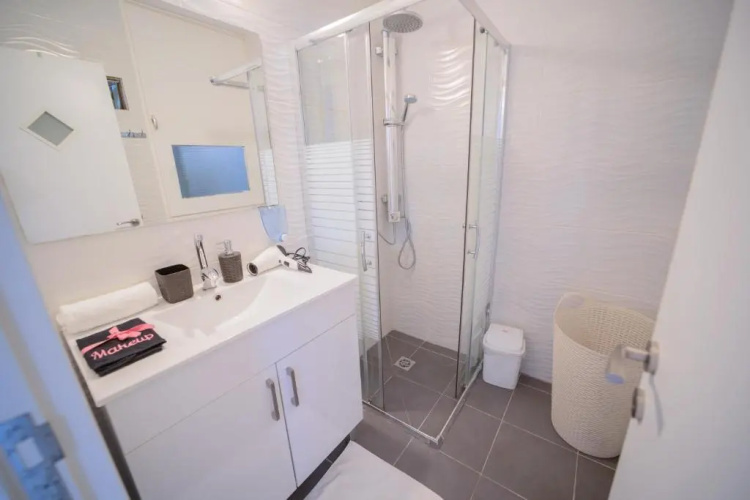 Designed amazing 3BR Apartment - Yalarent