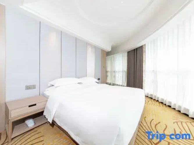 Deluxe Double Suite