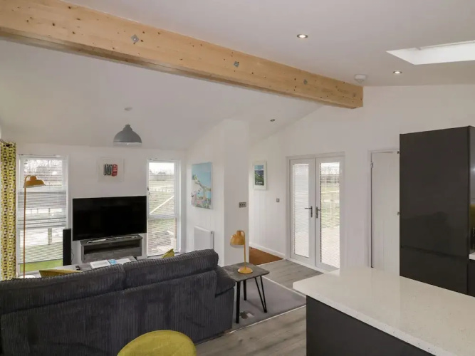 11 Meadow Retreat