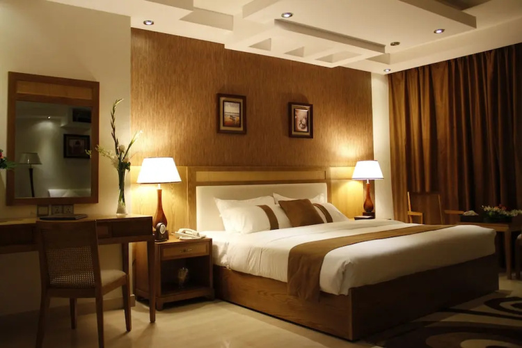 City Center Hotel