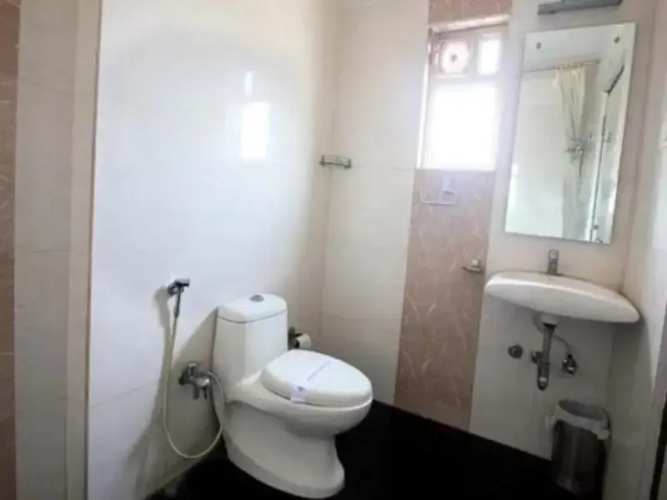 Hotel Sitara Royal