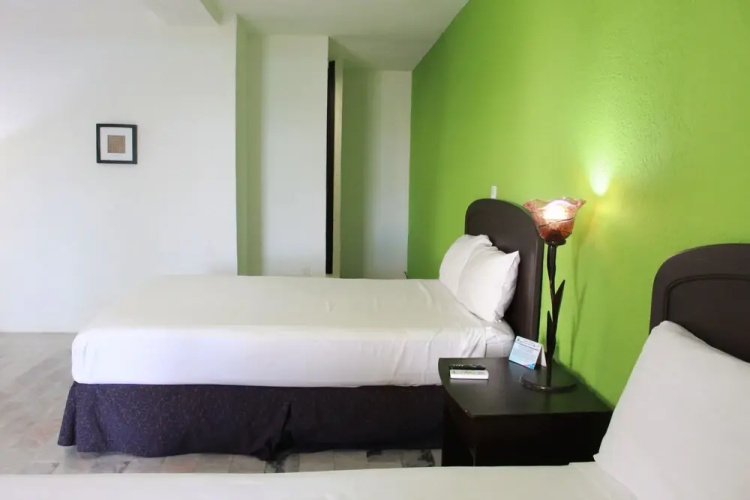 Sunlight Hotel
