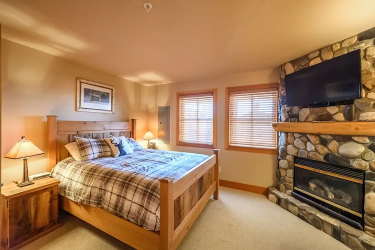 2 Bedrooms Premium Cottage with balcony and with mountain view