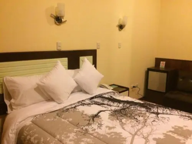 Hotel Tambo Real
