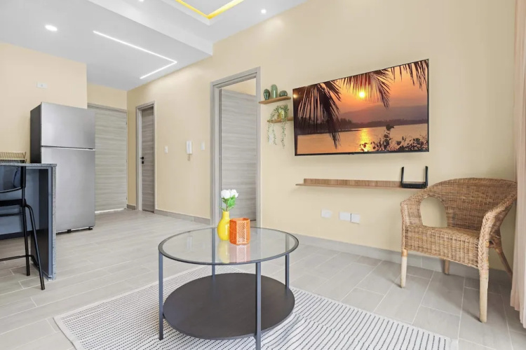 Cozy 1 BR Apartment by Vistacana