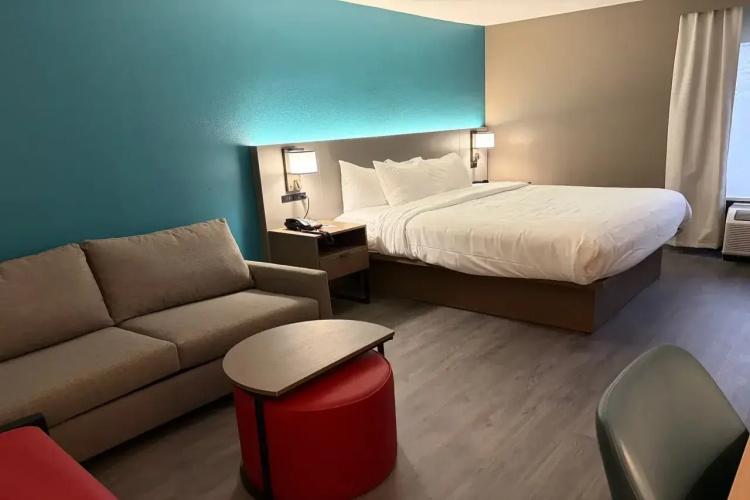 Comfort Inn & Suites