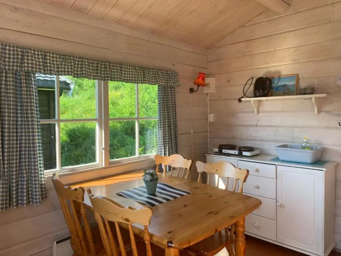 1 Bedroom Cottage with view