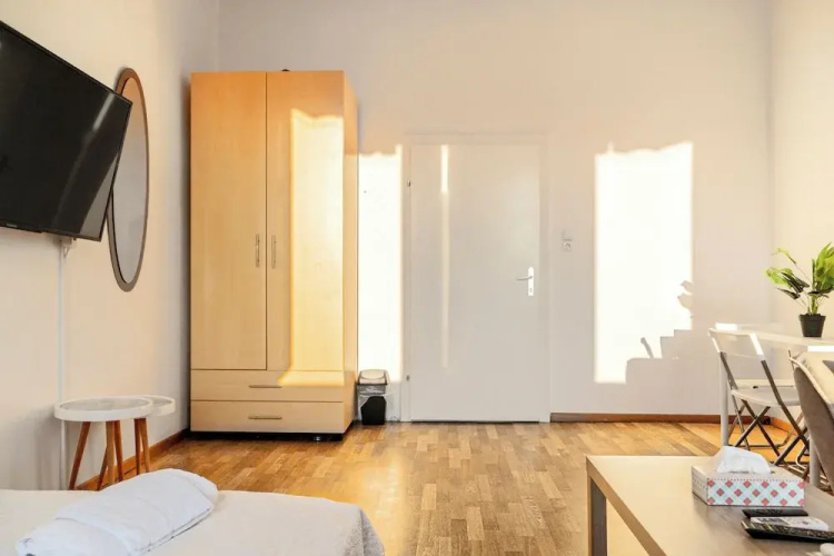 Shared 2BR Residence by Millennium Tower