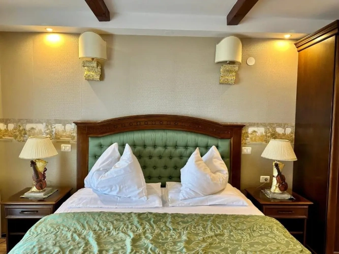 Suite with balcony and with view