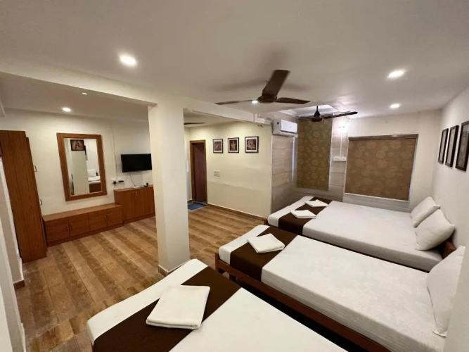 Standard Quadruple room