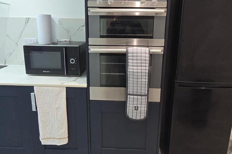 Central 1 Bed Apartment Sleeps 2 With Wifi