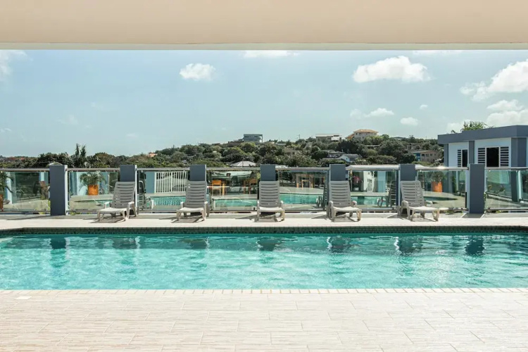 Lyra Vacation Rentals