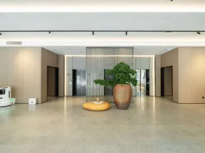 All Seasons Hotel