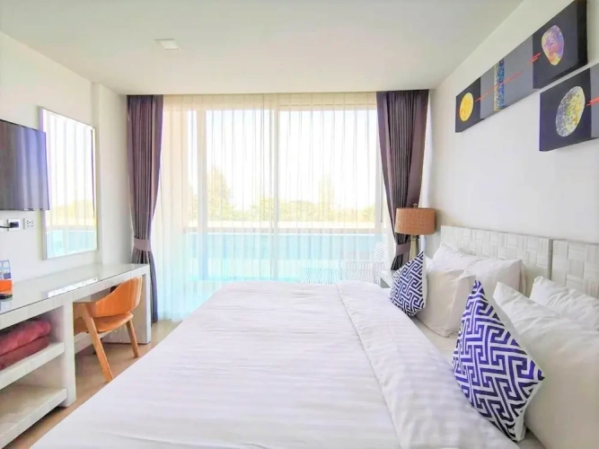 Deluxe room with balcony