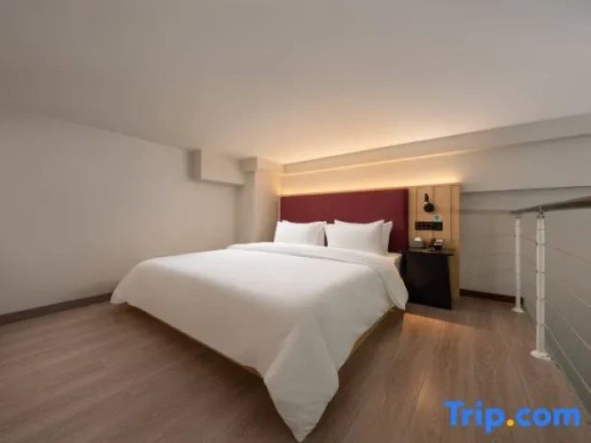 Deluxe Double Family room