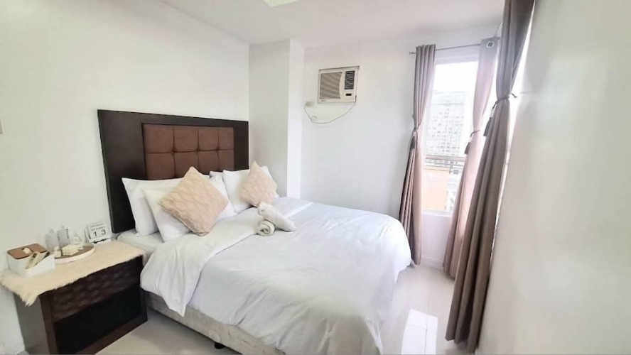 Yhen Airbnb Manila