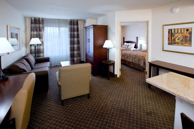 1 Bedroom Quadruple Suite