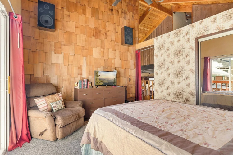 Blue Jay Chalet Unit#5