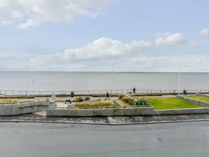 Sea View House