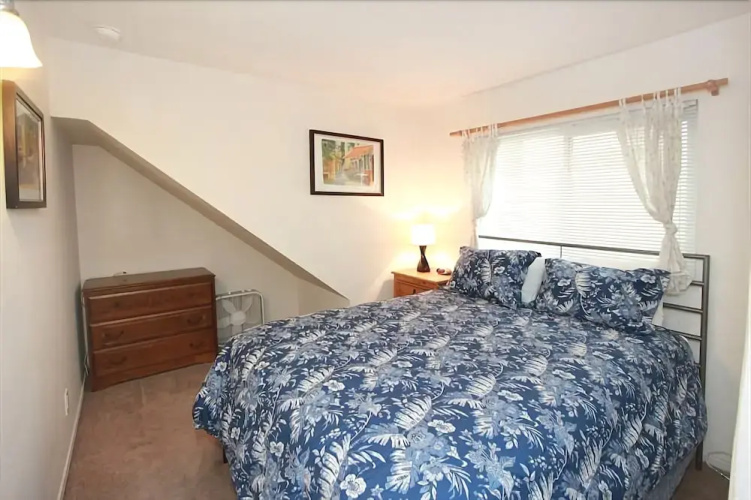 34th St A (68186)