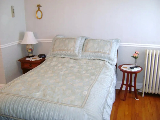 Four Creeks Bed & Breakfast