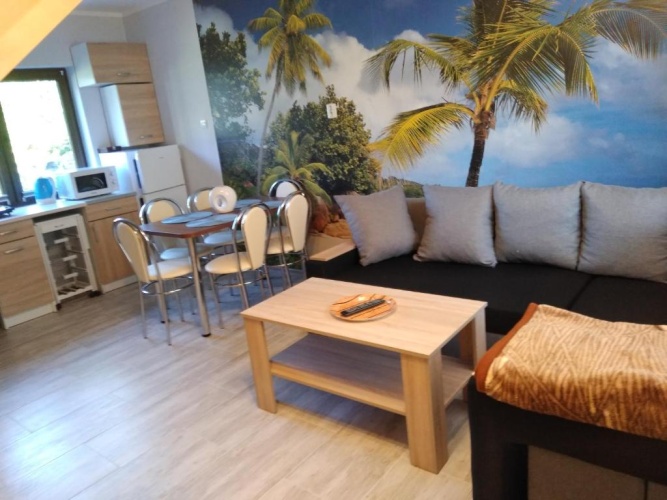 2 Bedrooms Cottage