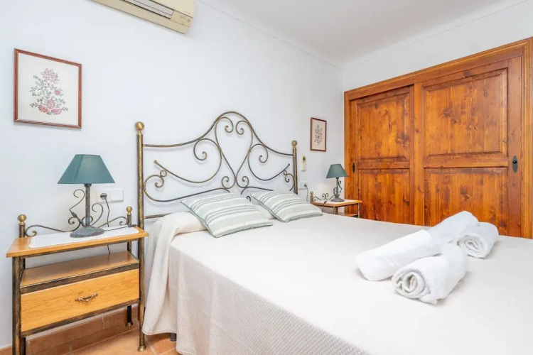 Reynes in Mallorca With 3 Bedrooms and 2 Bathrooms