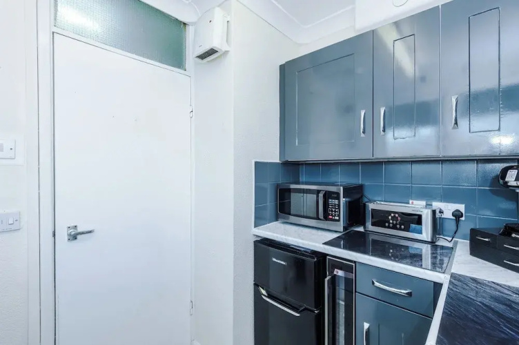 Modern 1 Bed - Close to City Centre