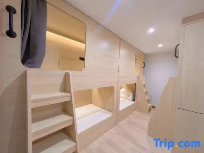 Snowball Hostel