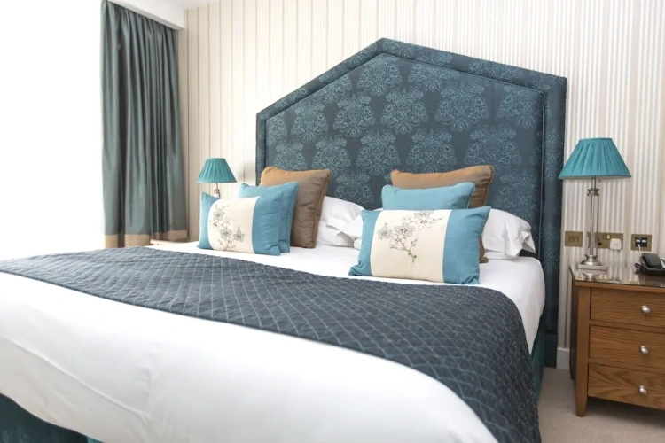 Suite with balcony