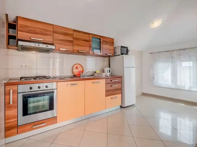 2 Bedrooms Apartment
