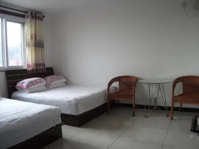 Longqingxia Jixiangyu Guesthouse