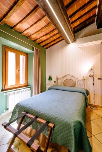 1 Bedroom Classic room with city view